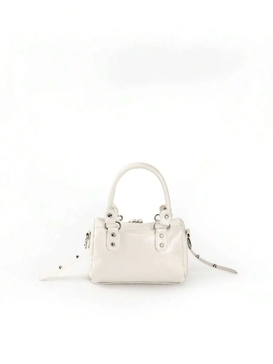 bolsos con tachuelas