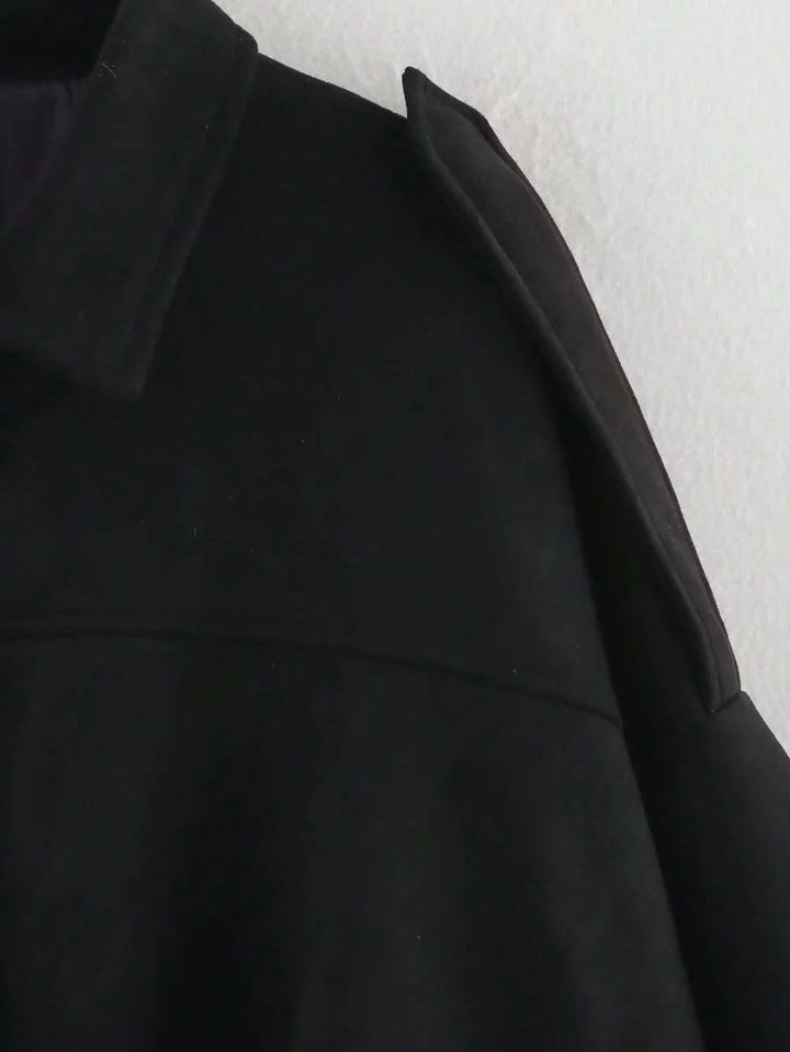 Elegante, chic y ligera chaqueta bomber para damas