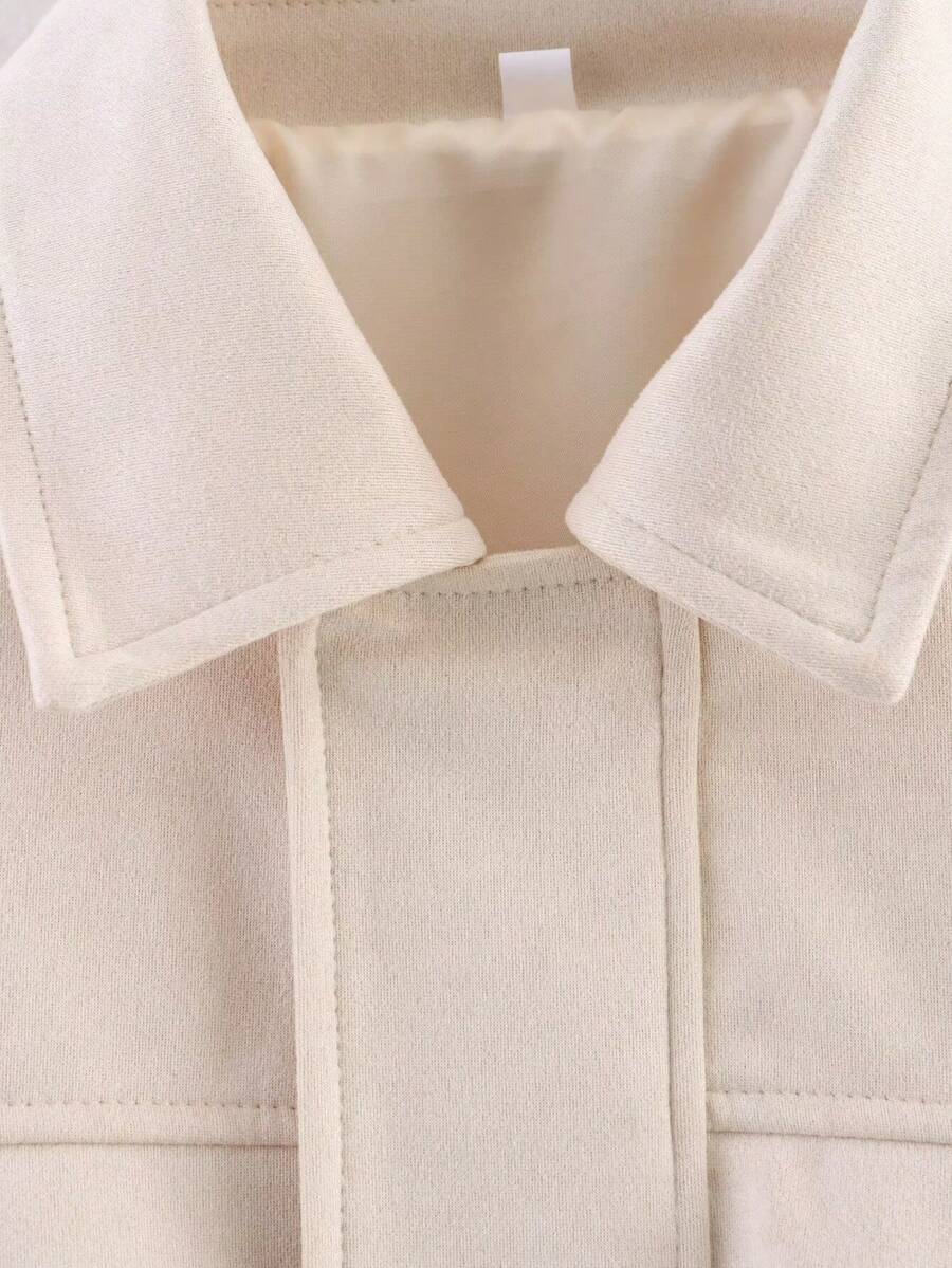 Elegante, chic y ligera chaqueta bomber para damas