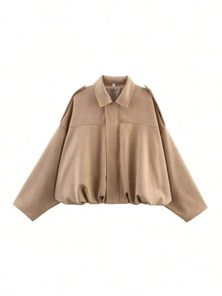 Elegante, chic y ligera chaqueta bomber para damas