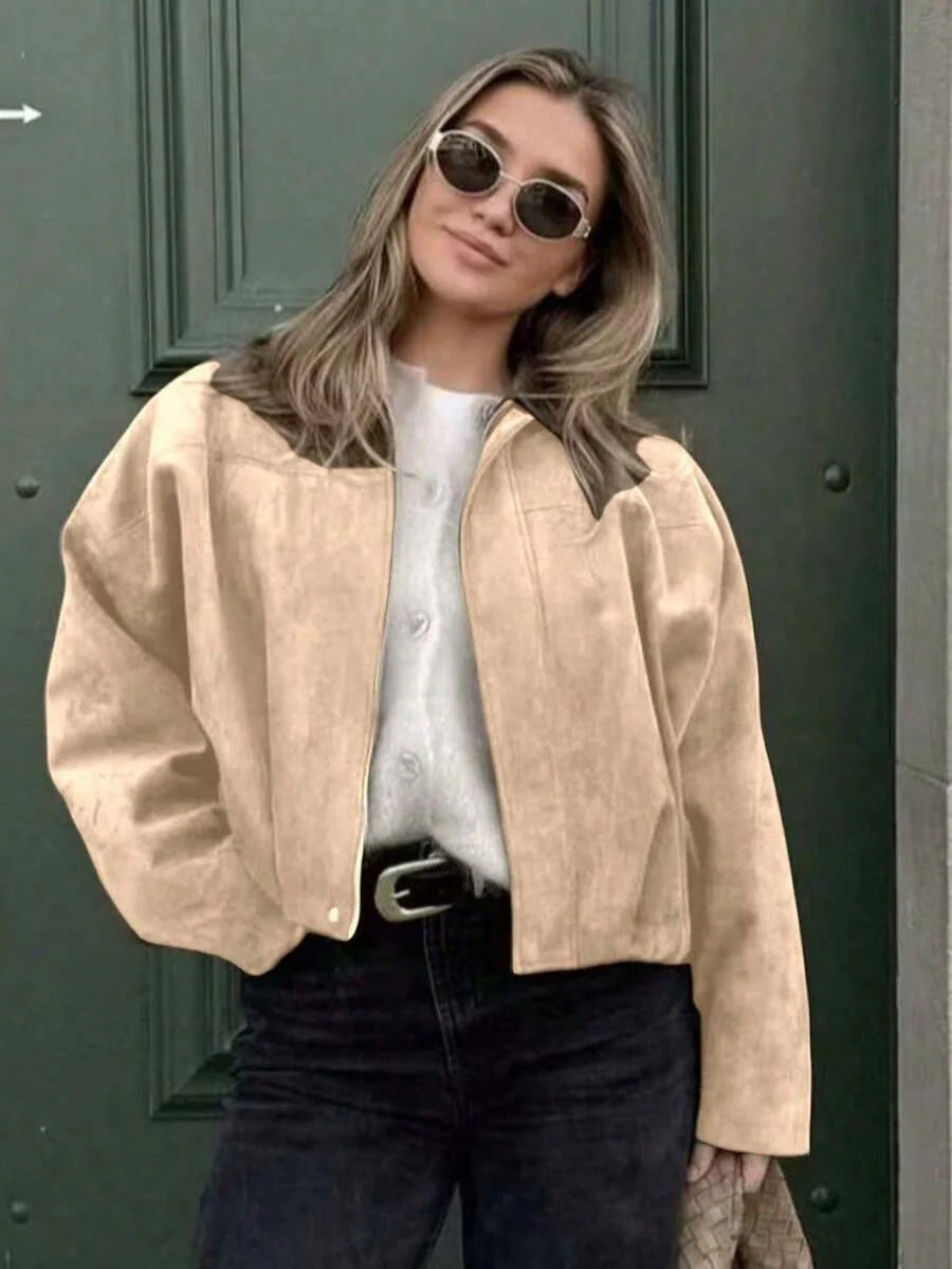 Elegante, chic y ligera chaqueta bomber para damas