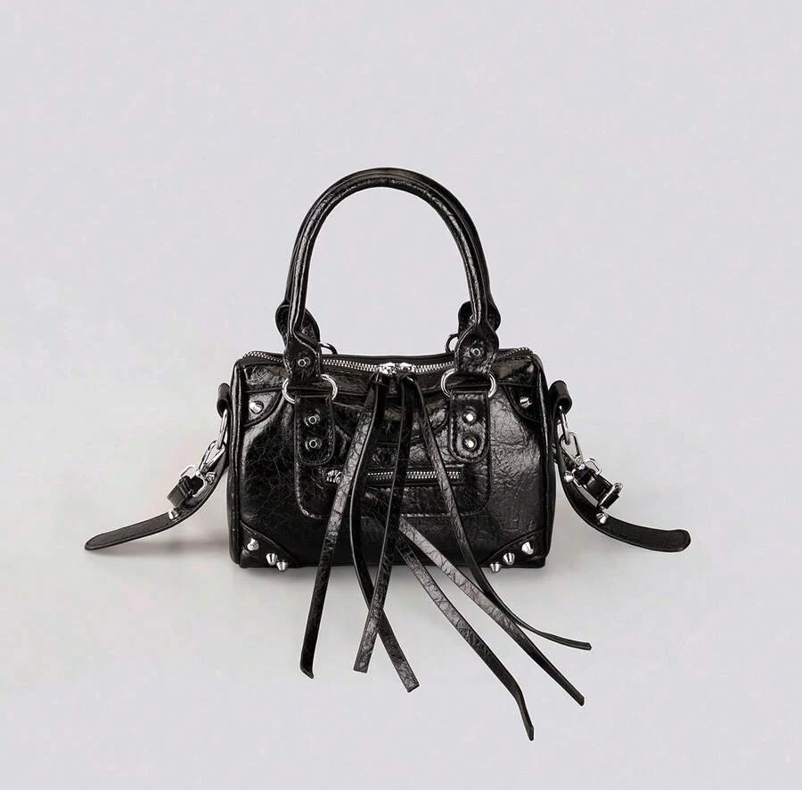 bolsos con tachuelas