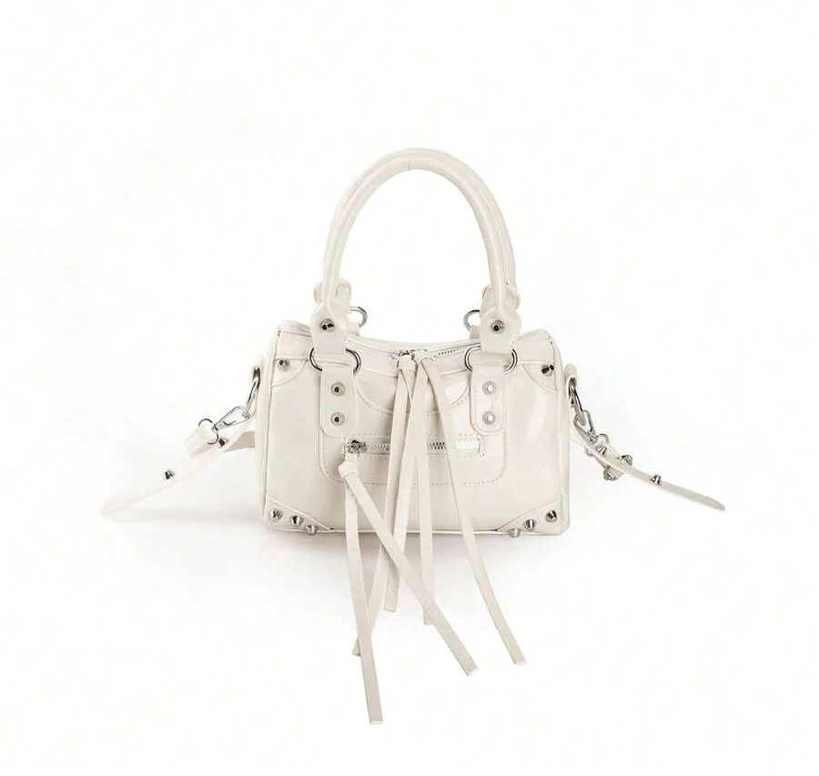 bolsos con tachuelas