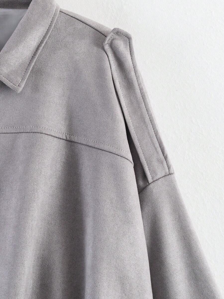 Elegante, chic y ligera chaqueta bomber para damas