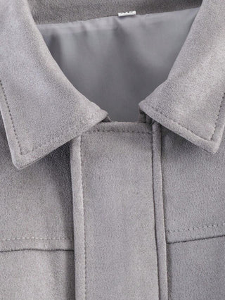Elegante, chic y ligera chaqueta bomber para damas