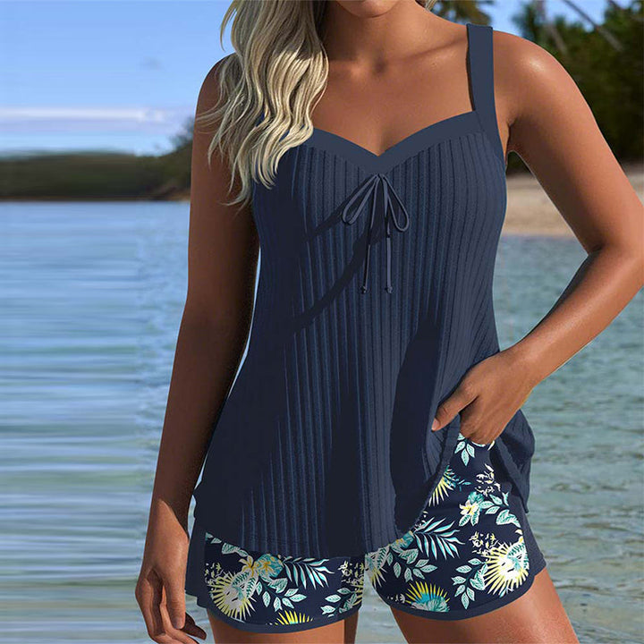 Bloom | Tankini de rayas con pantalones de playa a juego