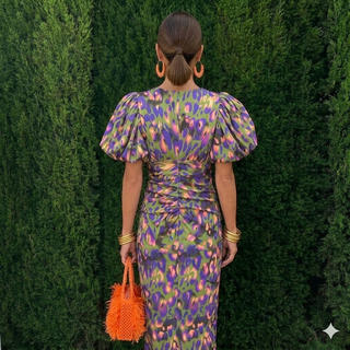 Tora - Vestido con mangas plisadas