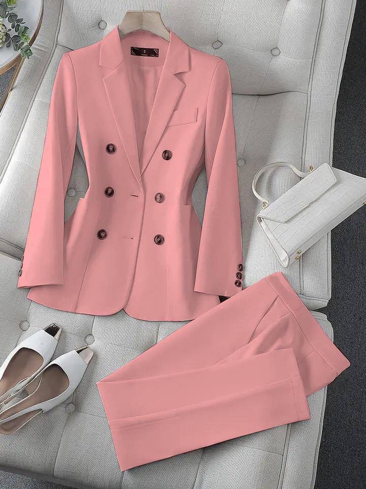 Traje Selma disponible en tallas del 38 al 56