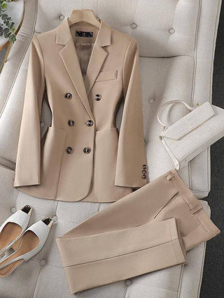 Traje Selma disponible en tallas del 38 al 56