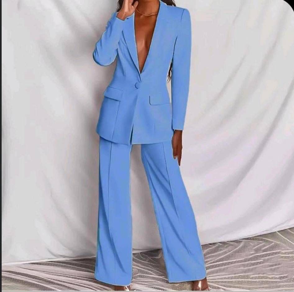 TRAJE MOON