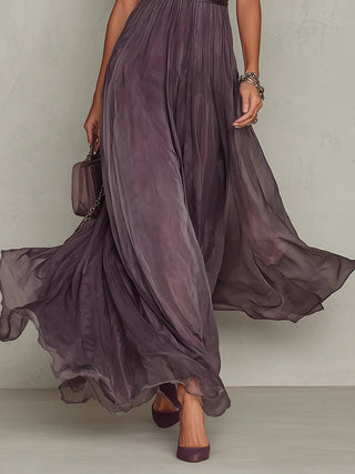 Flavia - Vestido largo morado con escote en forma de gota y borde de encaje de gasa