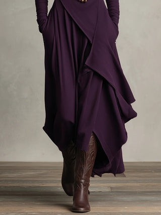 Georgia™ | Vestido maxi plisado asimétrico en color morado con cuello alto (collar no incluido)